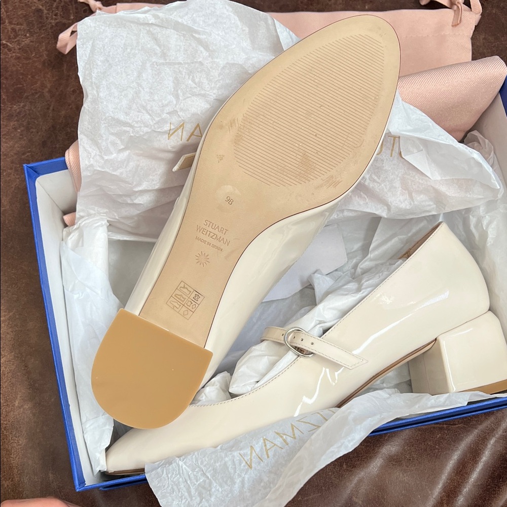 Stuart Weitzman Cream Patent Leather Flats